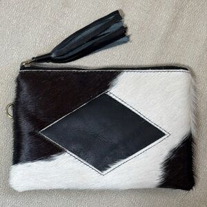 Cowhide Leather Wristlet Clutch | Black & White | Tassel Zip